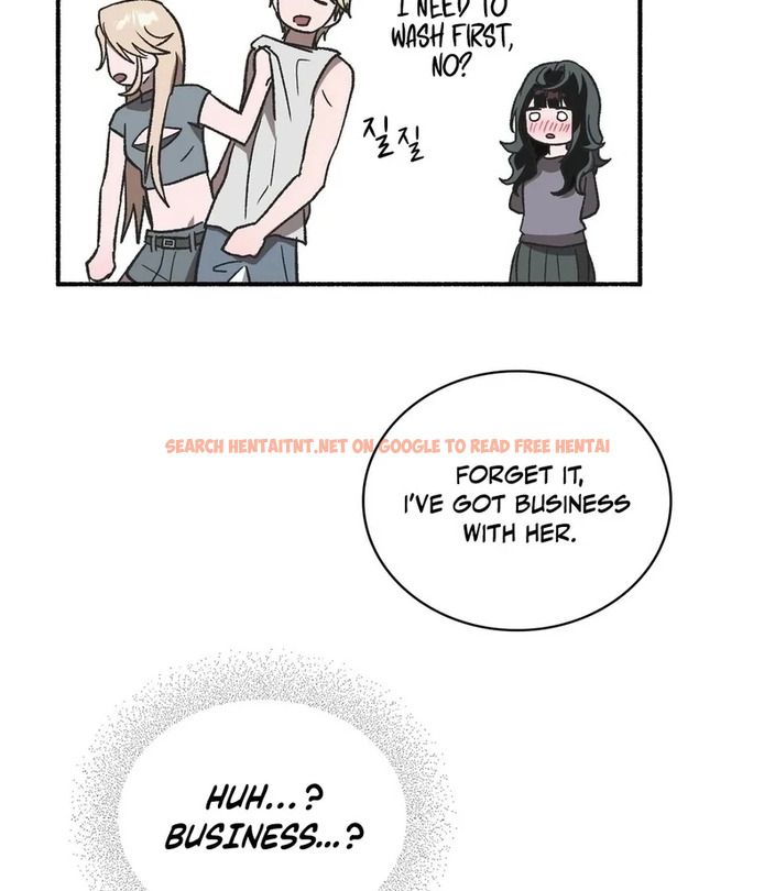 Just Hold My Hand - Chapter 1