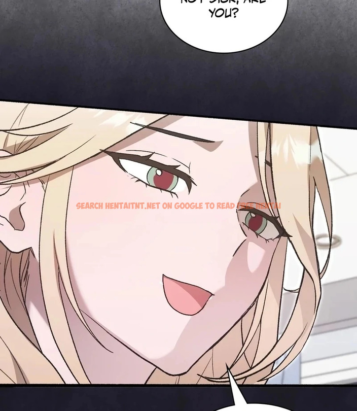 Just Hold My Hand - Chapter 1