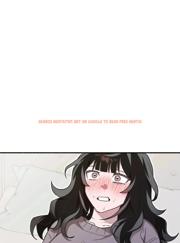 Just Hold My Hand - Chapter 1