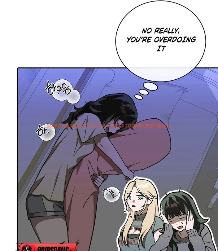 Just Hold My Hand - Chapter 1