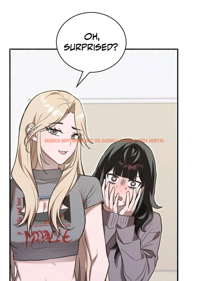 Just Hold My Hand - Chapter 1