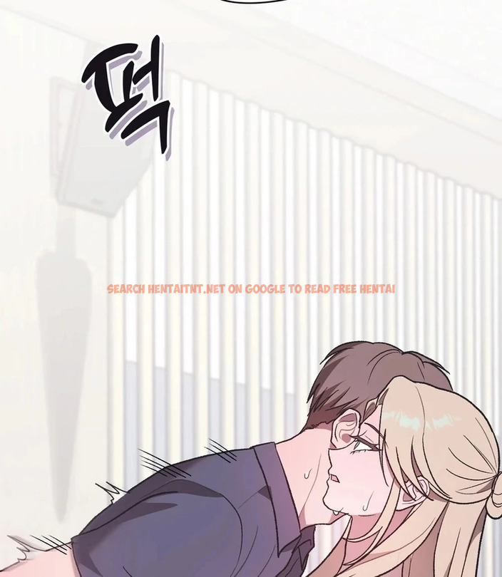 Just Hold My Hand - Chapter 3