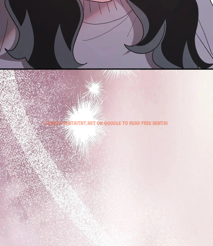 Just Hold My Hand - Chapter 4