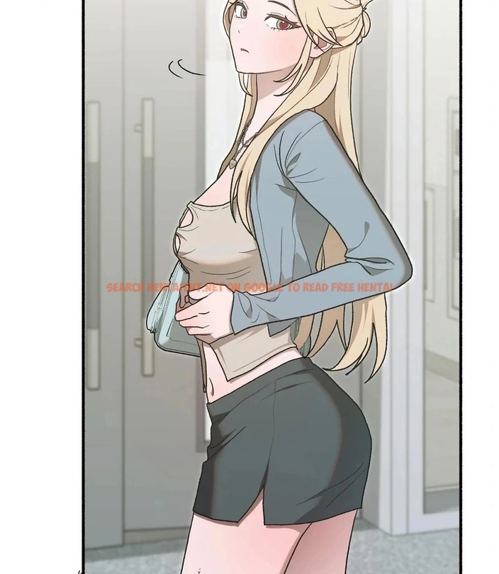 Just Hold My Hand - Chapter 4