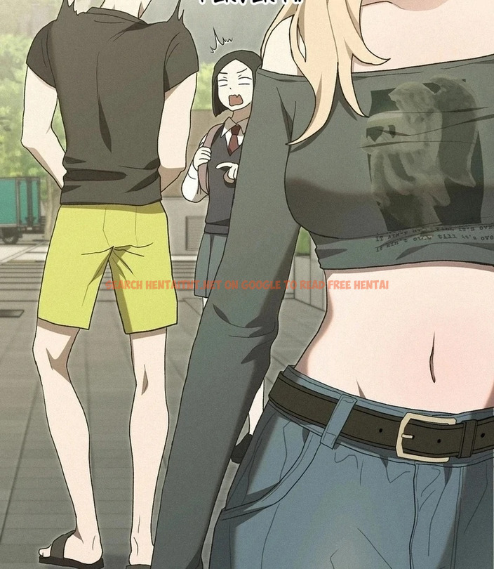 Just Hold My Hand - Chapter 4
